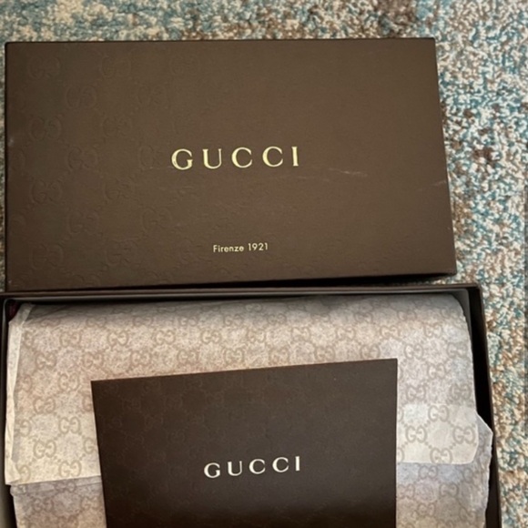 Gucci Wallet Microguccissima Leather Chain color Fuchsia Pink limited Edition